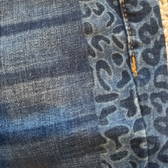 Brand New Easel Jeans - Picture 3 of 6